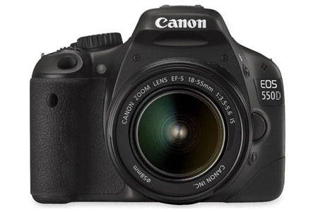 Nuova Canon 550D: una mini-professionale