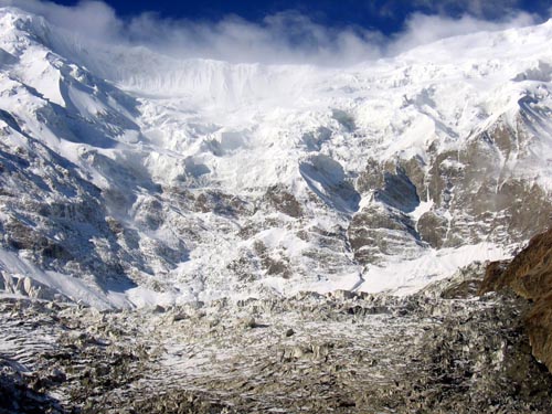 Le foto che raccontano l'impatto climatico sui ghiacciai del Karakorum