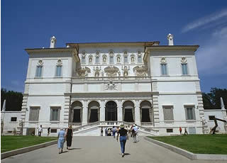 Villa Borghese, a Roma, fa da sfondo alla mostra sui Giardini di Svezia