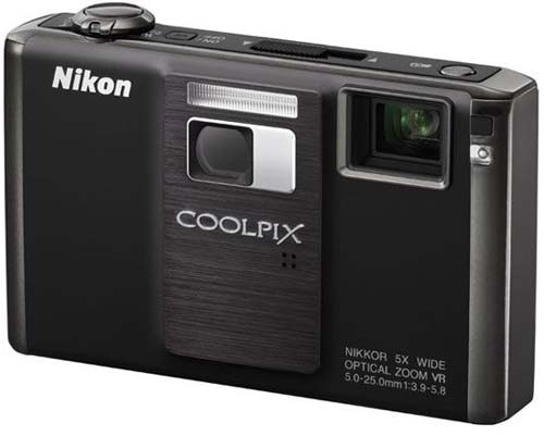La Nikon starebbe lavorando ad un'altra fotocamera con proiettore