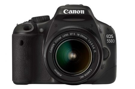Canon Eos 550 D, dedicata agli amanti della fotografia