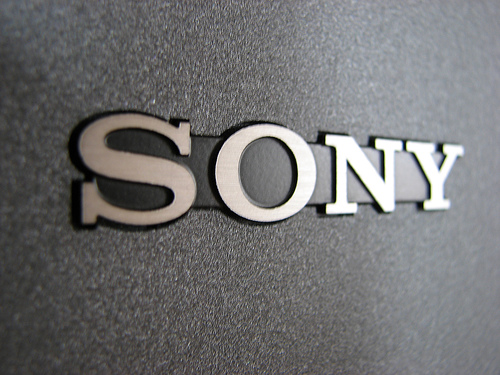 Cyber-shot WX5 e T99: per Sony inizia l'era del 3D