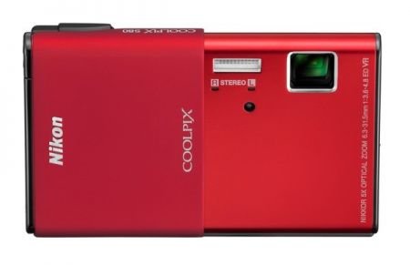 Nikon Coolpix S80, con schermo OLED e caratteristiche interessanti
