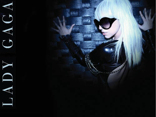 Lady Gaga cover girl: vendite alle stelle nel 2010