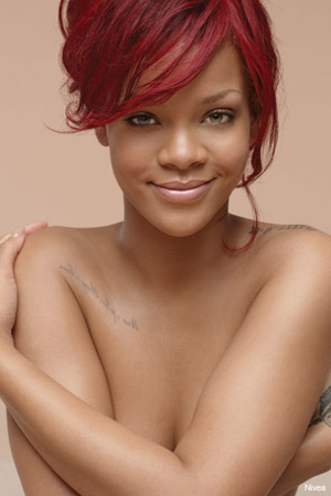 Rihanna sexy immagini senza veli per Nivea