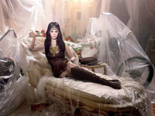 Katy Perry, bellissima nelle foto di David LaChapelle
