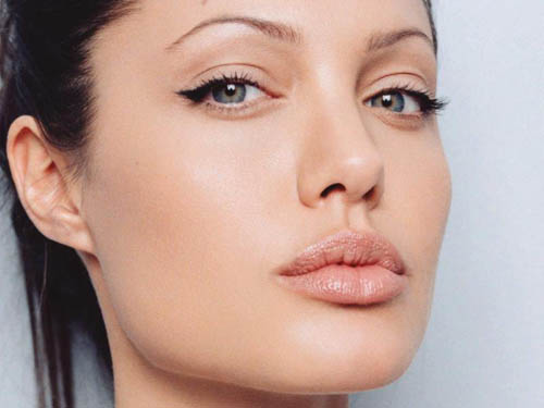 5 Bellissime Foto Di Angelina Jolie Da Adolescente Obiettivo Digitale
