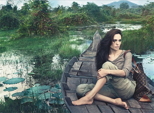Angelina Jolie e le foto per Louis Vuitton