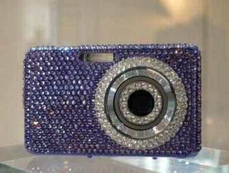 Samsung lancia la fotocamera digitale con cristalli Swarovski