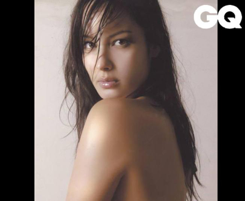 Gq e le foto alla nuova bond girl francese