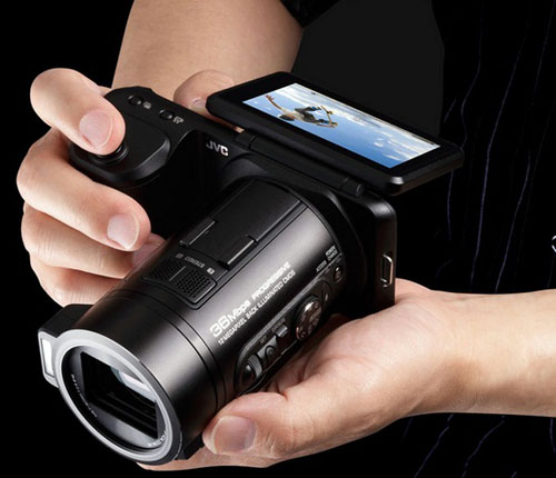 JVC GC-PX10: come avere fotocamera e videocamera insieme