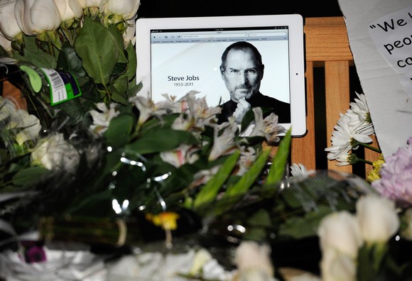 Foto addio a Steve Jobs