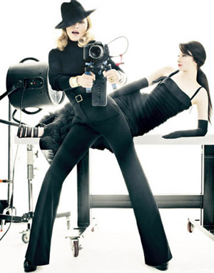 Foto d'autore: su Harper's Bazaar di dicembre 2011 c'è Madonna