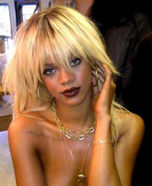 Rihanna la foto del nuovo look