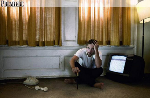 Robert Pattinson: un servizio fotografico shock per Cronenberg