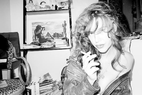 Paz de la Huerta si mette a nudo con una serie di foto