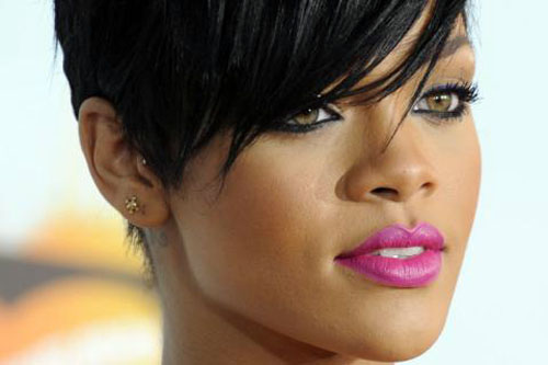Rihanna, niente foto per la campagna fotografica della Nivea