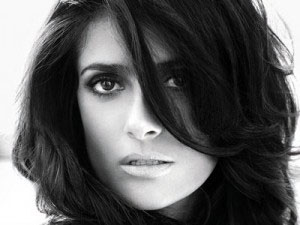 Salma Hayek, su Vogue un servizio fotografico