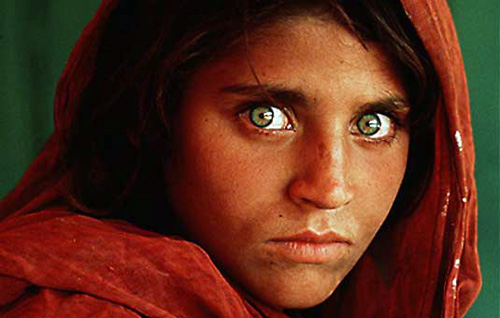 Steve McCurry Viaggio intorno all'uomo, in mostra a Genova a ottobre 2012