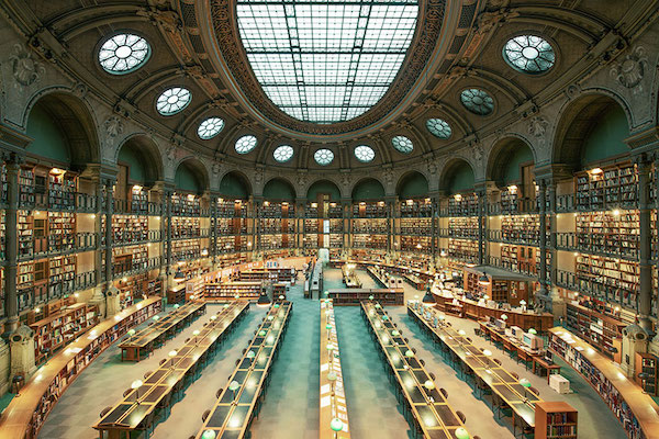 5 bellissime foto di biblioteche nel mondo