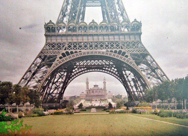 5 bellisime foto d'epoca di Parigi a colori